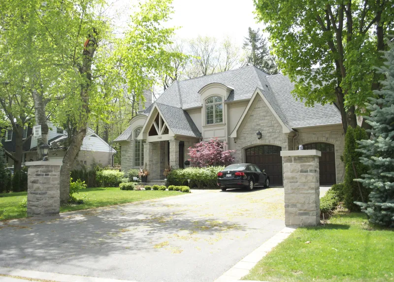 Lorne Park neighbourhood